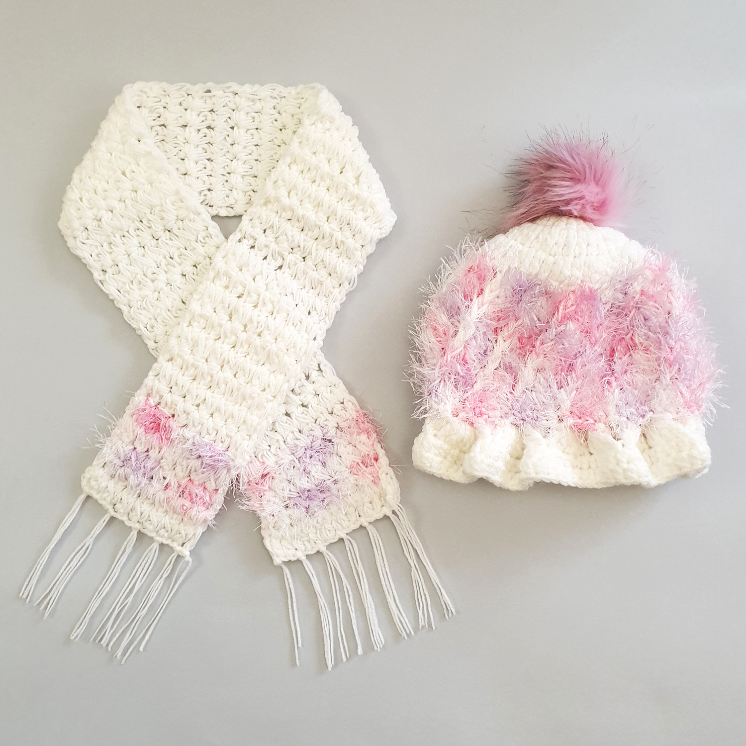 ست کلاه و شال گردن بافتنی نوزادی كد SHB21-WHP