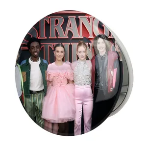 آینه جیبی خندالو طرح سریال استرنجر تینگز Stranger Things مدل تاشو کد 19341 