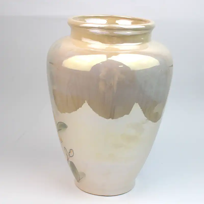 گلدان سفالی مدل لاستر طرح دختر جنگل