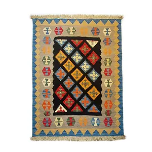 گلیم دستبافت یک و نیم متری طرح شیرازی کد 15010047