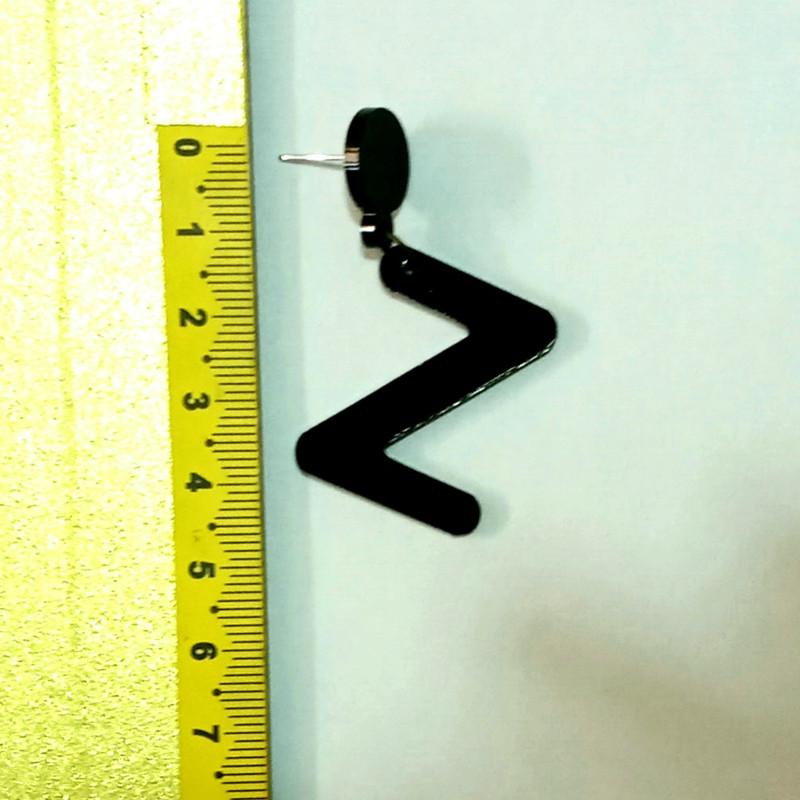 گوشواره دخترانه مدل حروف انگلیسی طرح Z