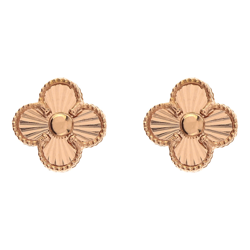 گوشواره میخی طلا کم اجرت 18 عیار زنانه با طرح ونکلیف حانیه مدل 743