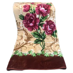پتو نرمینه بافت مدل نرمین کد 8228 سایز 220x240 سانتی‌متر