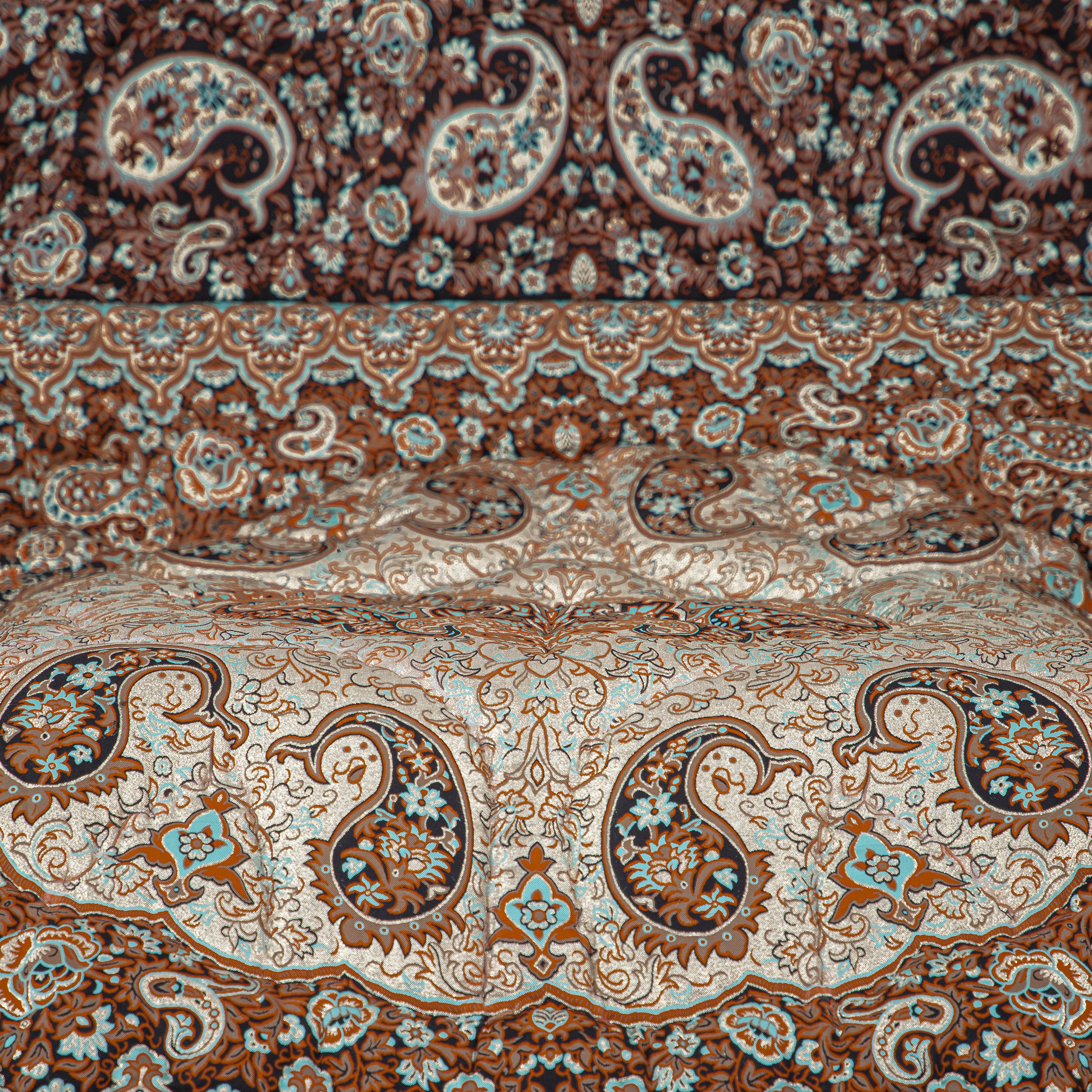 لحاف کرسی مدل درباری کد 121 سایز 350x350 سانتی متر لحاف کرسی مدل درباری کد 121 سایز 350x350 سانتی متر