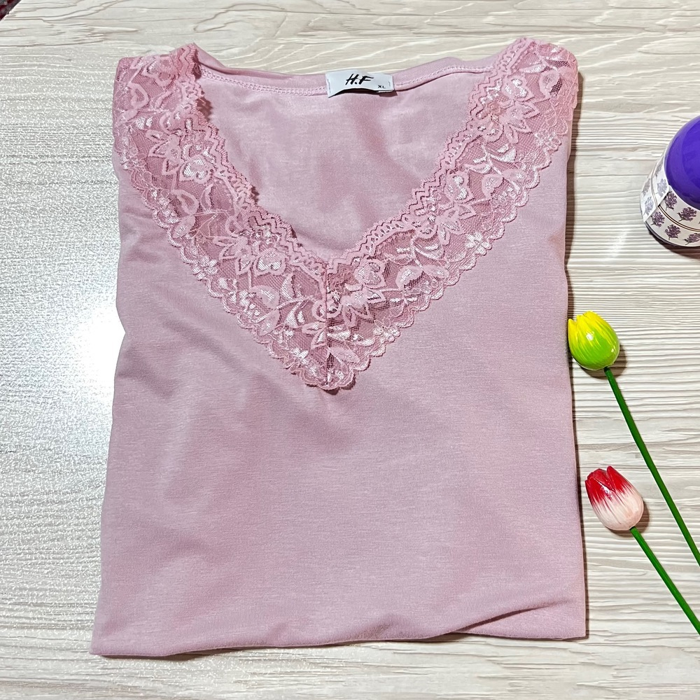 بلوز آستین کوتاه زنانه مدل یقه هفت توری کد PK