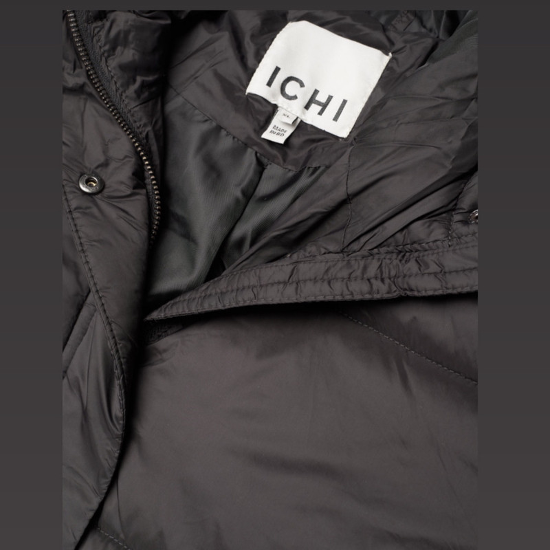 کاپشن‌ زنانه آی چی مدل win2028