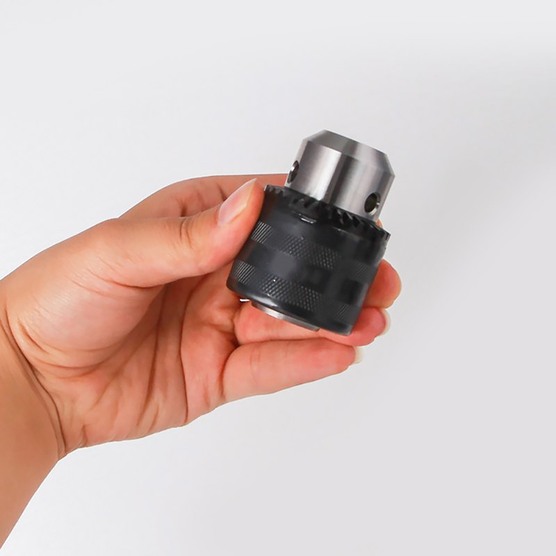 سه نظام مدل T-Sun سایز 13میلی متر به همراه رابط چهارشیار سه نظام مدل T-Sun سایز 13میلی متر به همراه رابط چهارشیار