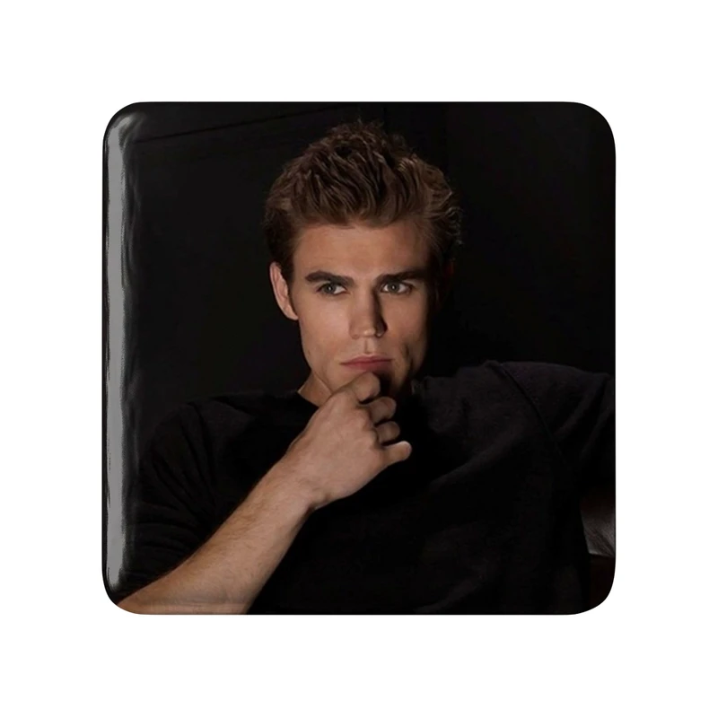 مگنت خندالو طرح استفان سالواتوره خاطرات یک خون آشام The Vampire Diaries  مدل مربعی کد 20276