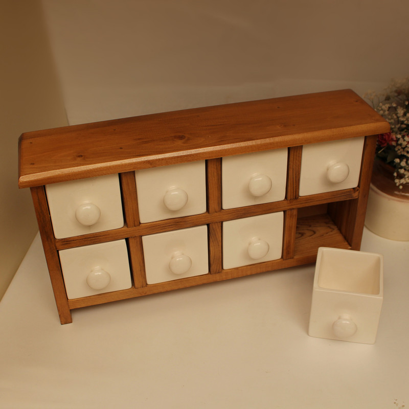 جا ادویه 8 پارچه مدل چوبی و سرامیکی کد 08