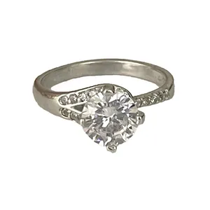 انگشتر نقره زنانه مدل سولیتر