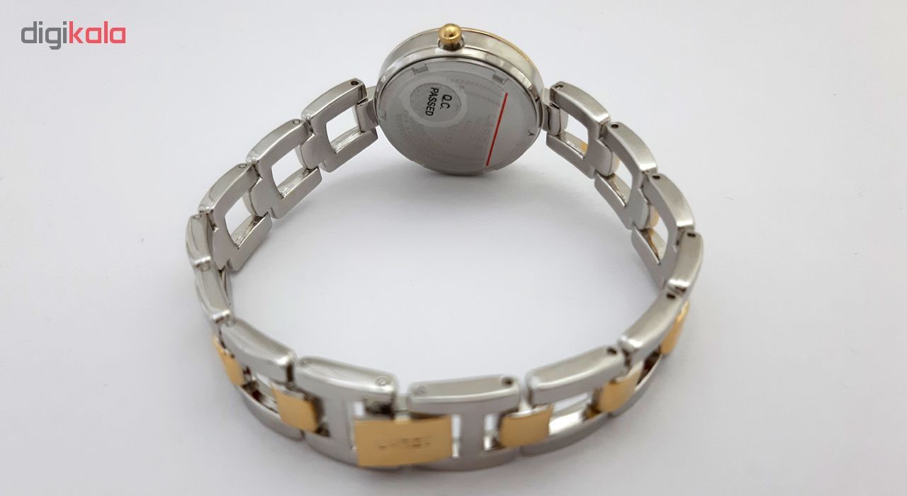 ساعت مچی عقربه ای نه لاروس مدل 1117-80138 به همراه دستمال مخصوص برند کلین واچ