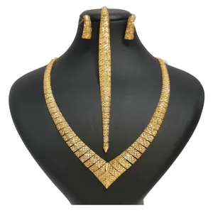 نیم ست طلا 18 عیار زنانه گالری یارطلا مدل تراش ملانیا کد SR141-G