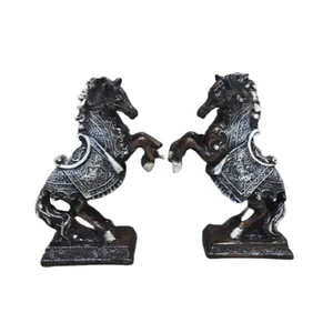 مجسمه دنیا دکوری سرمد مدل اسب مجموعه 2 عددی
