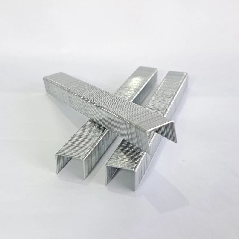 عکس شماره 4 : سوزن منگنه تینا فلز مدل 14010 بسته 2000 عددی