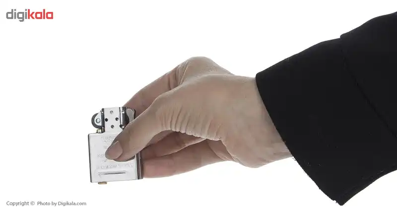 مغزی نقرهای فندک زیپو