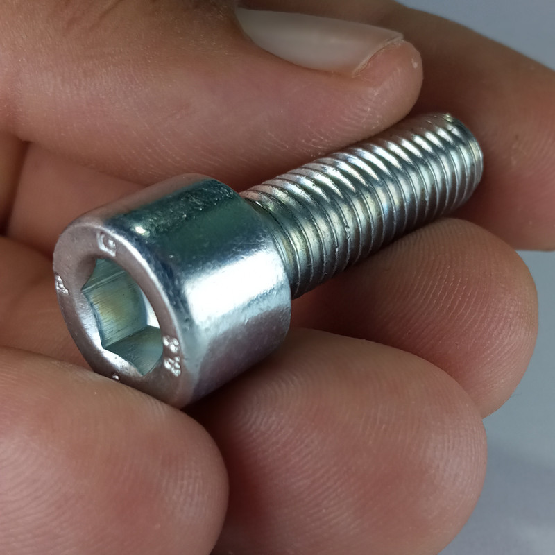 پیچ آلن مدل HI5 M10-30MM بسته 15 عددی