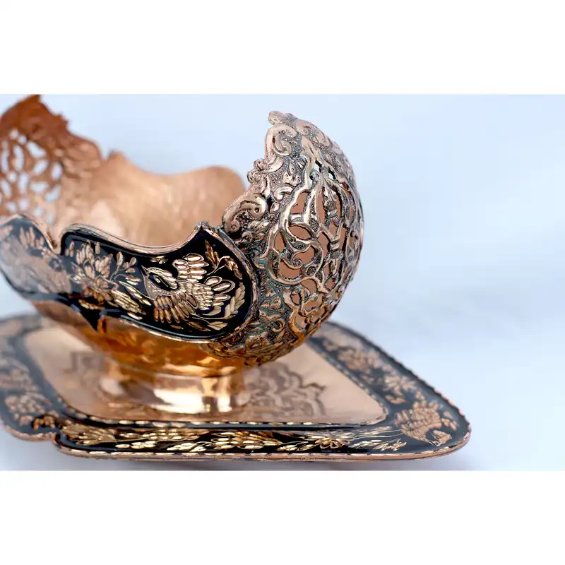 ست شکلات خوری و بشقاب مسی مدل الماس تراش کد B101