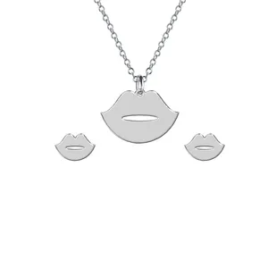 نیم ست نقره ترمه 1 طرح لب کد E53