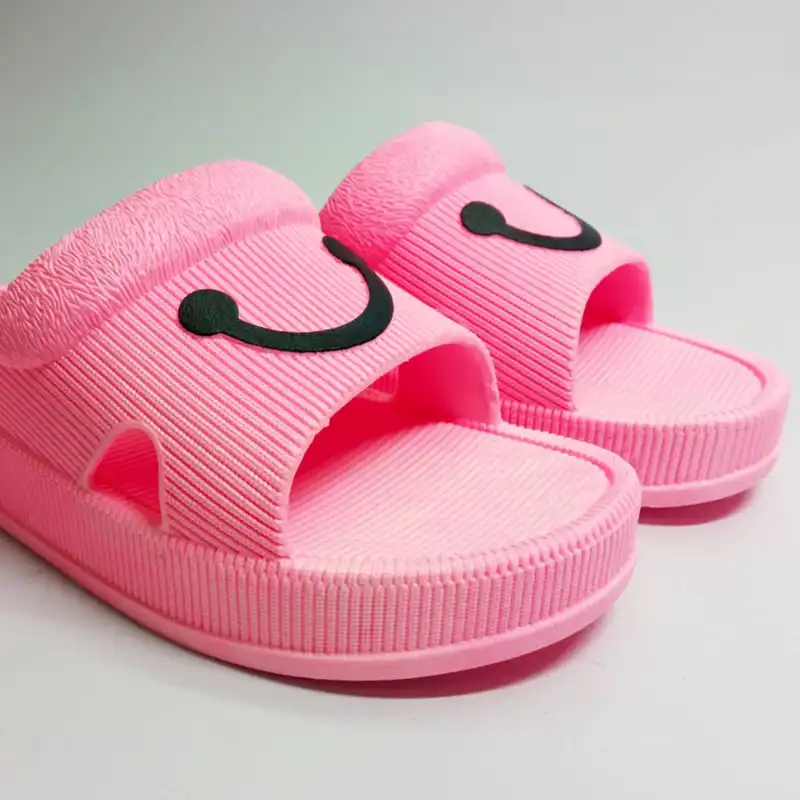 دمپایی زنانه مدل لبخند HD-pk