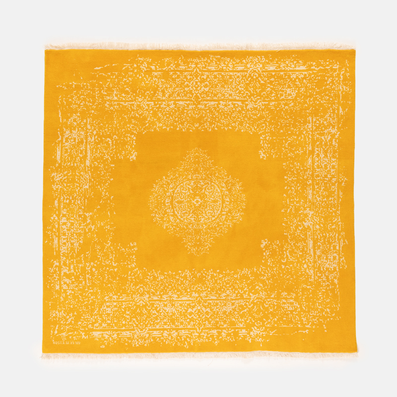 فرش دستباف سه و نیم متری طرح ترنج دار وینتیج مدل کاکوتی
