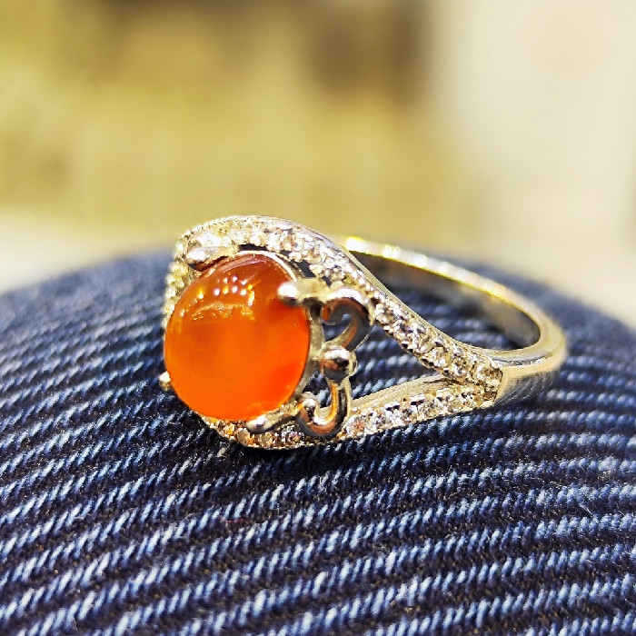 انگشتر نقره زنانه مدل عقیق یمانی کد 3362 انگشتر نقره زنانه مدل عقیق یمانی کد 3362