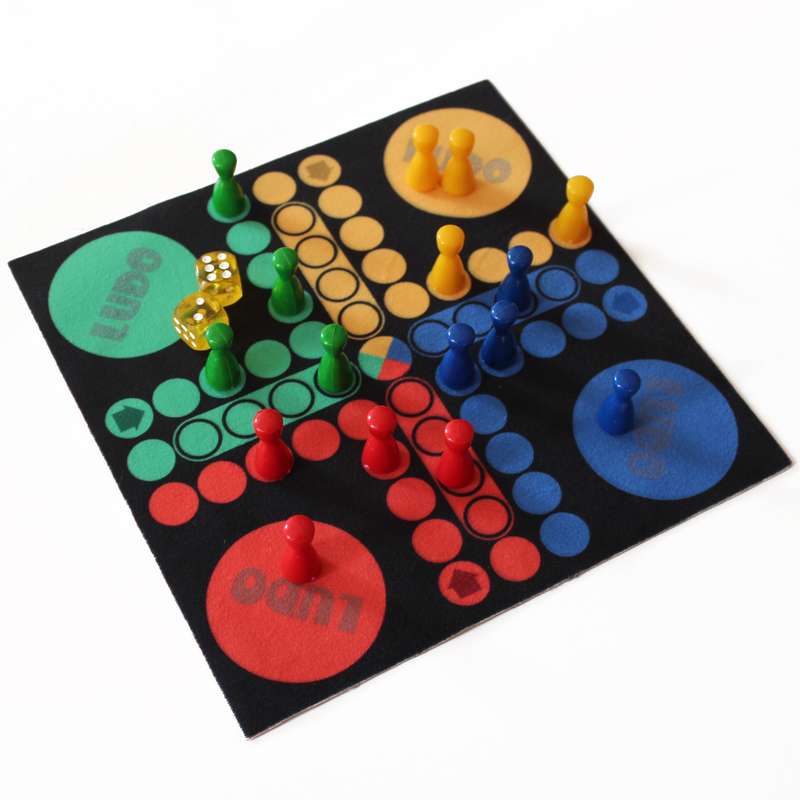 بازی فکری مدل منچ