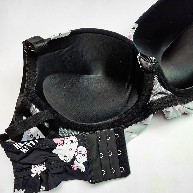 سوتین زنانه مدل اسفنجی جکدار پایه بلند طرح کیتی کد 88881