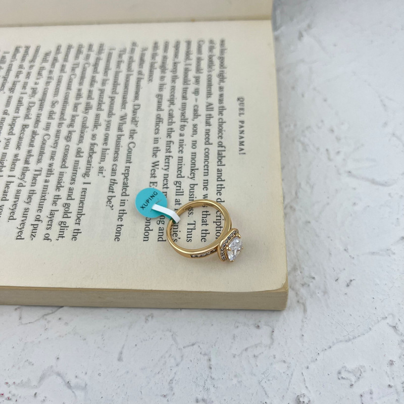 انگشتر زنانه ژوپینگ مدل تک نگین کد R4610