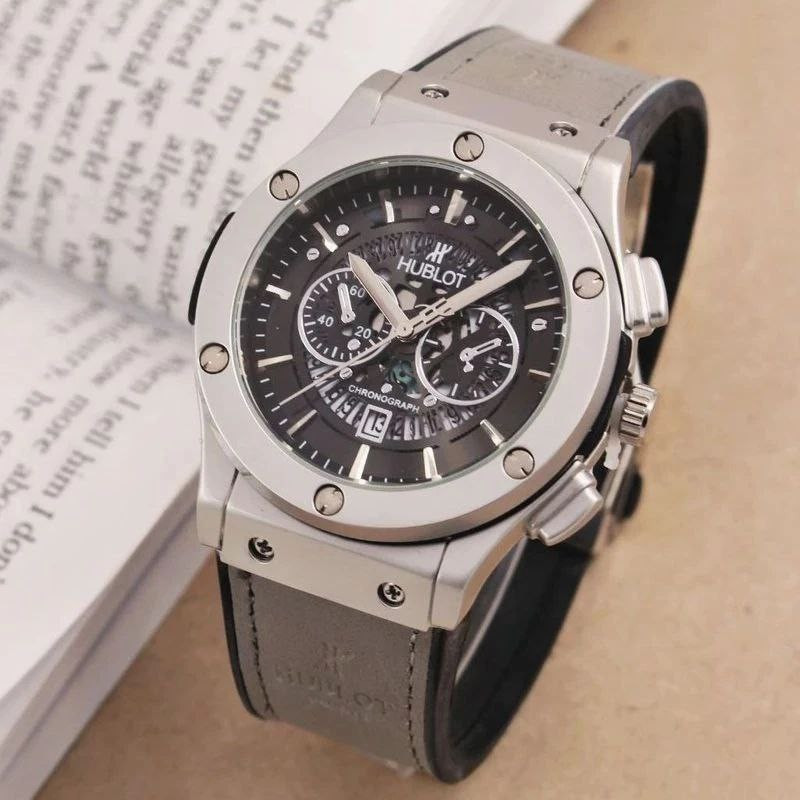 ساعت مچی عقربه ای زنانه  مدل اسکلتون بیگ بنگ Tt99