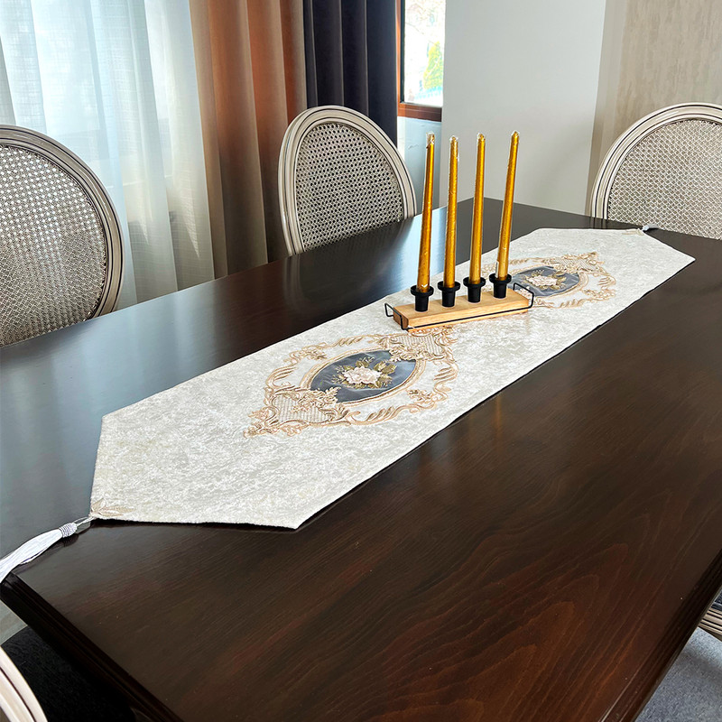 ست رومیزی 4 تکه صفاهوم مدل مخمل گل برجسته