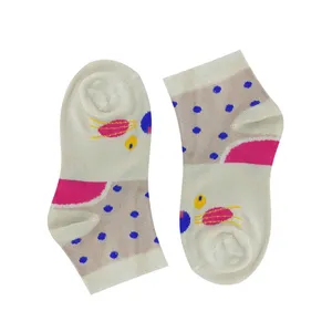 جوراب ساق کوتاه دخترانه مدل خالدار