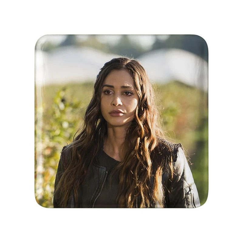 مگنت خندالو مدل سریال صد نفر The 100 کد 28580