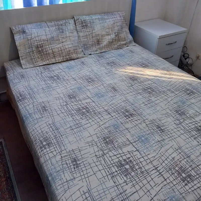 سرویس ملحفه مدل کشدوز niki05.25 طرح خط‌خطی کد 160  دو نفره سه تکه