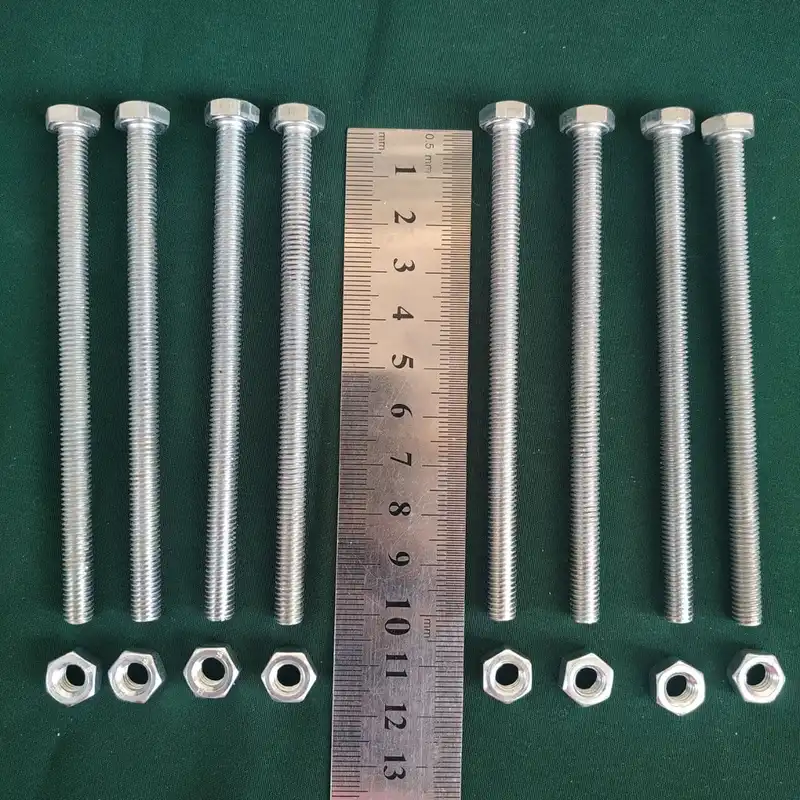 پیچ و مهره مدل PM 6x100 مجموعه 16 عددی