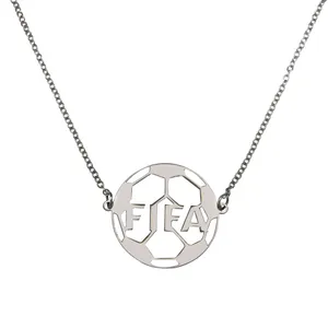 گردنبند مدل توپ فوتبال طرح فیفا