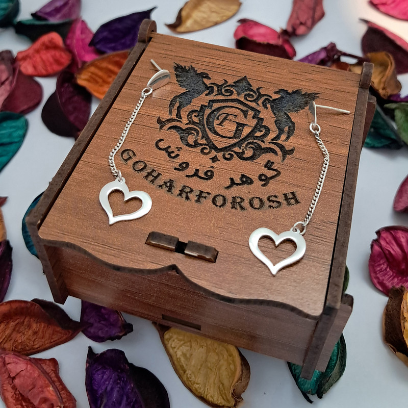 گوشواره نقره زنانه مدل قلب تکی با زنجیر گوشواره نقره زنانه مدل قلب تکی با زنجیر