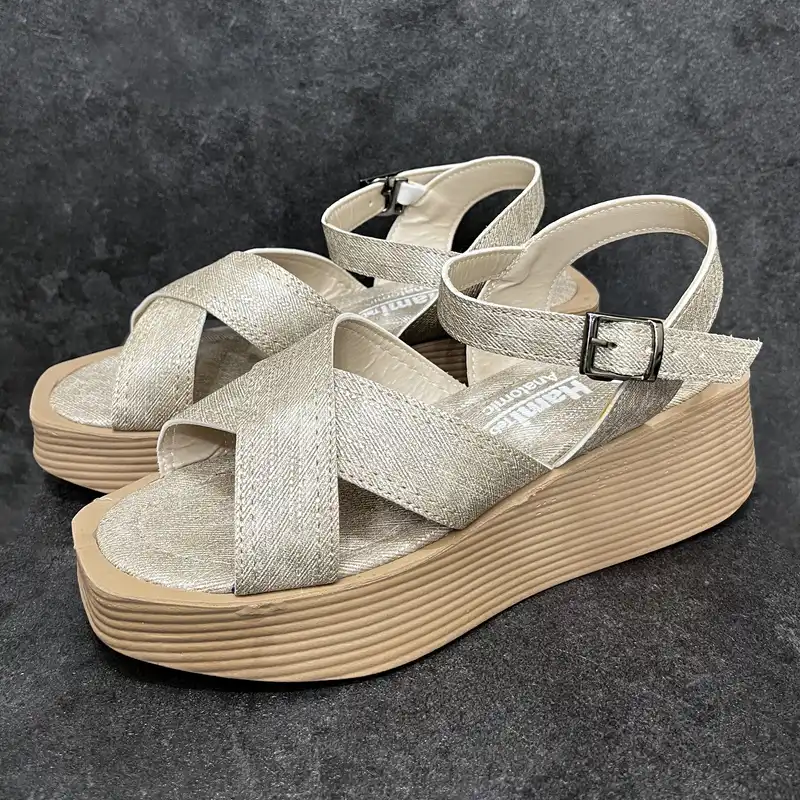 صندل زنانه مدل تابان