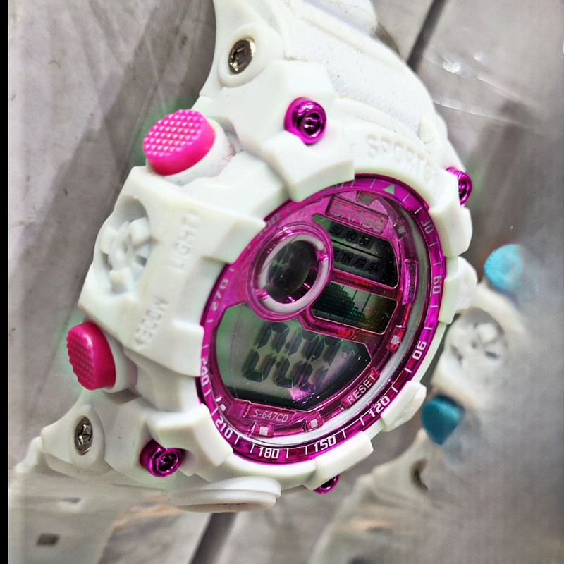 ساعت مچی دیجیتال مدل تک زمانه 04