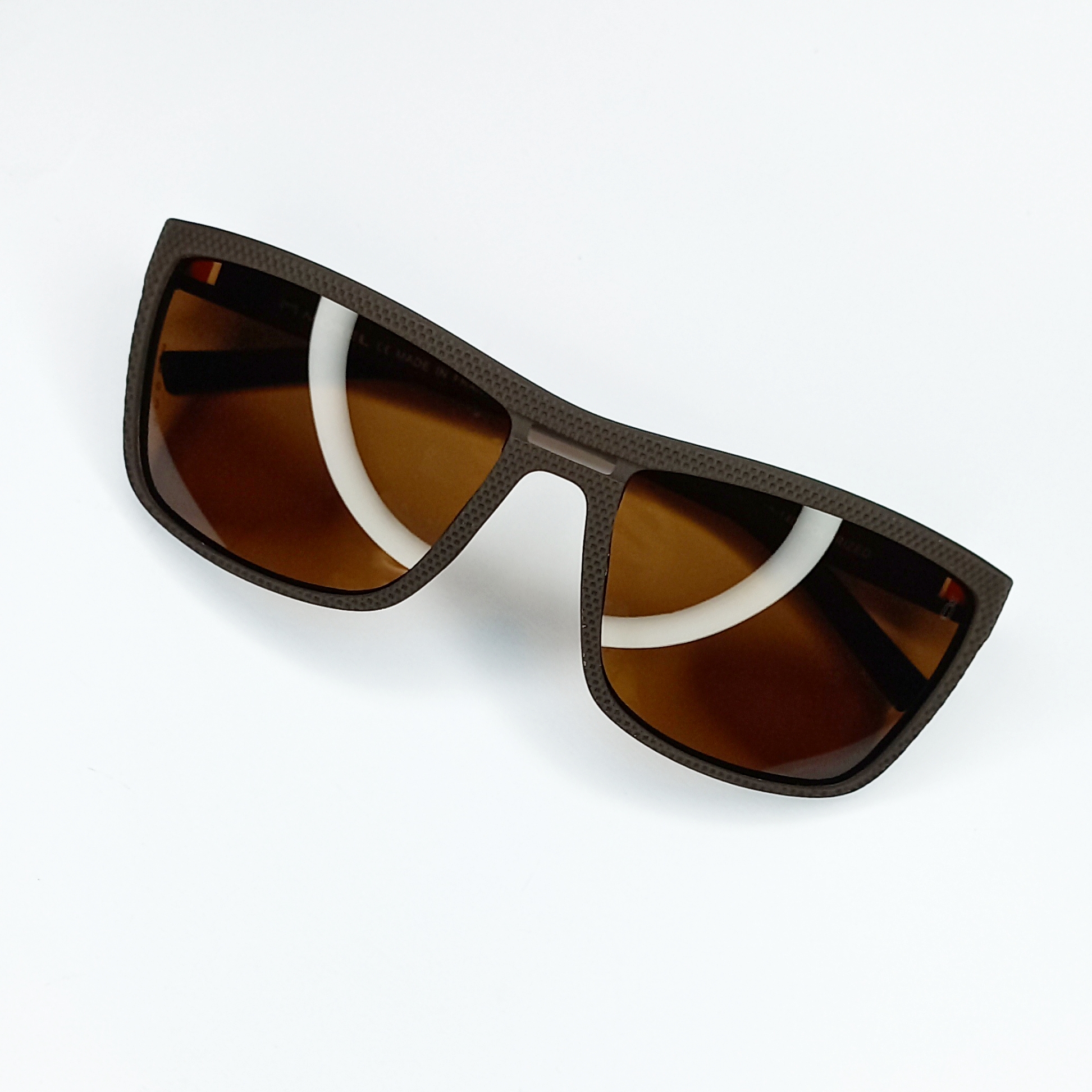 عینک آفتابی مردانه اوگا مدل F88 -  - 5