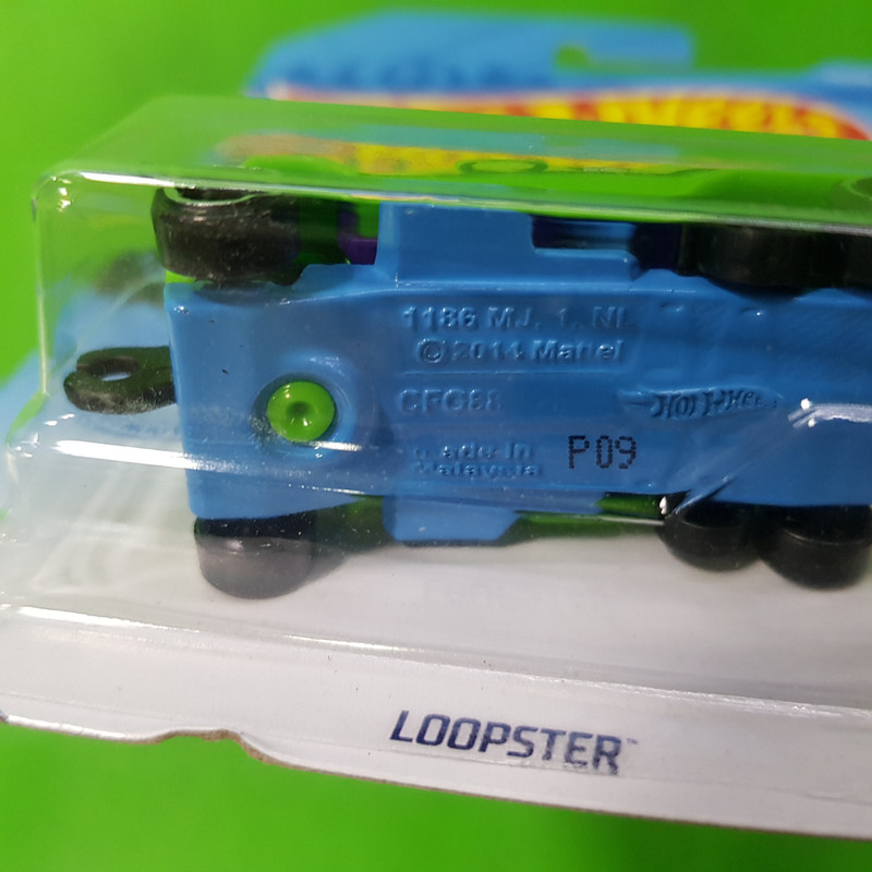 ماشین بازی هات ویلز مدل LOOPSTER