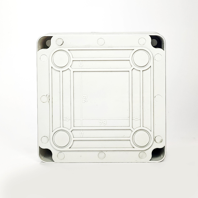 جعبه تقسیم مدل TKP18-MB1010