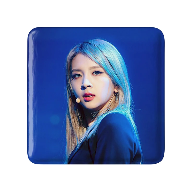 مگنت خندالو طرح جیوو گروه کارد Kard  مدل مربعی کد 20140