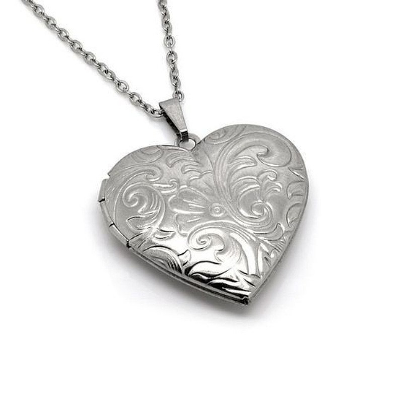 گردنبند زنانه مدل لاکت قلب کد 04