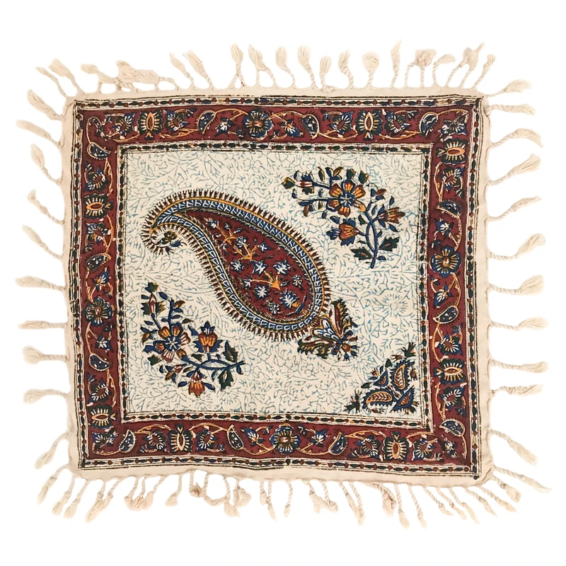 رومیزی قلمکار ممتاز اصفهان اثر عطريان طرح بته جقه مدل G75 سایز 40*40 سانتی متر