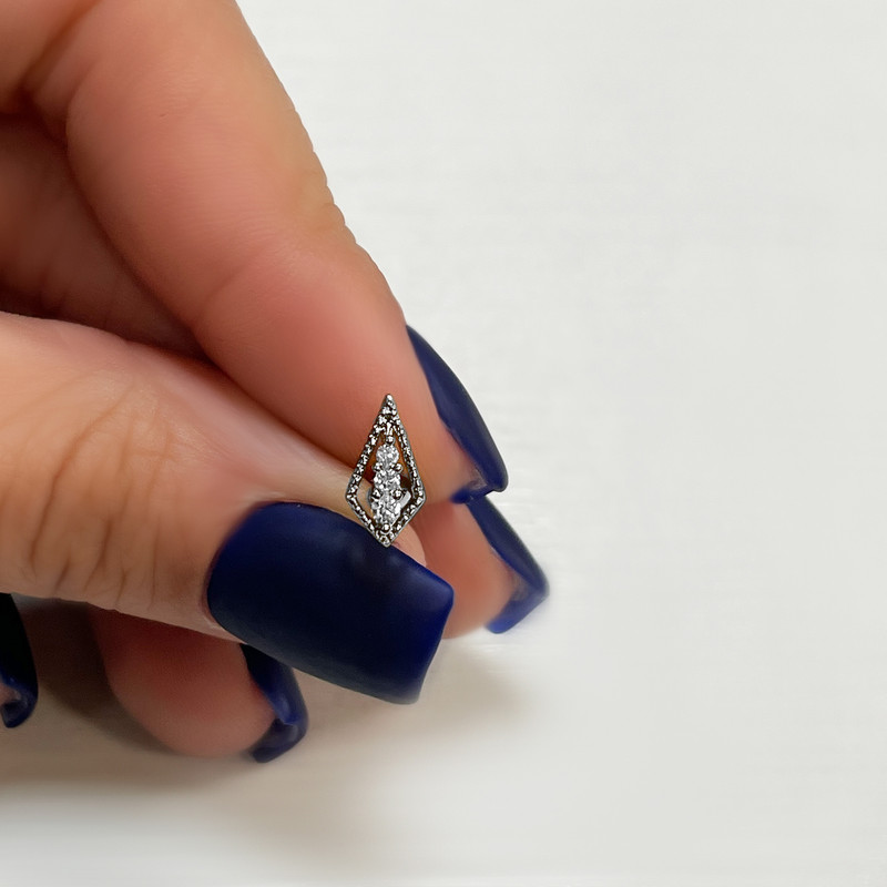 پیرسینگ گوش زنانه اقلیمه مدل HS182 پیرسینگ گوش زنانه اقلیمه مدل HS182