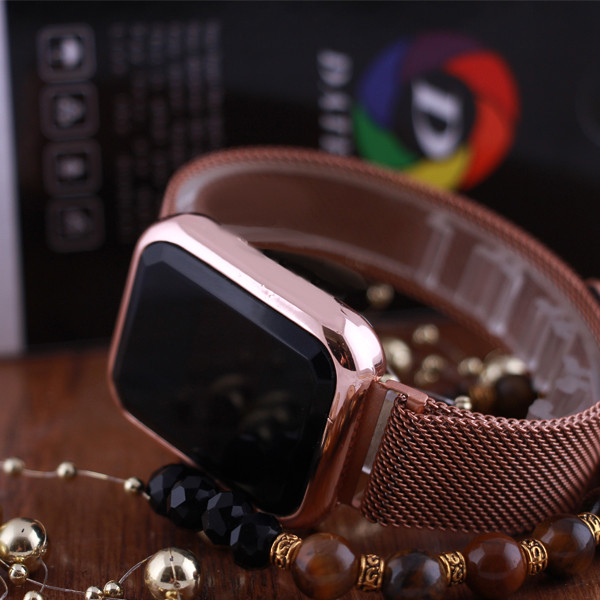 ساعت مچی دیجیتال مدل LE 3872 -RZ-ME