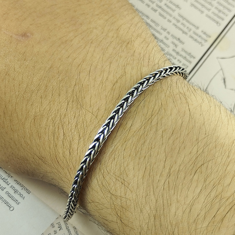 دستبند نقره سلین کالا مدل سیاه قلم تابیده کد 52