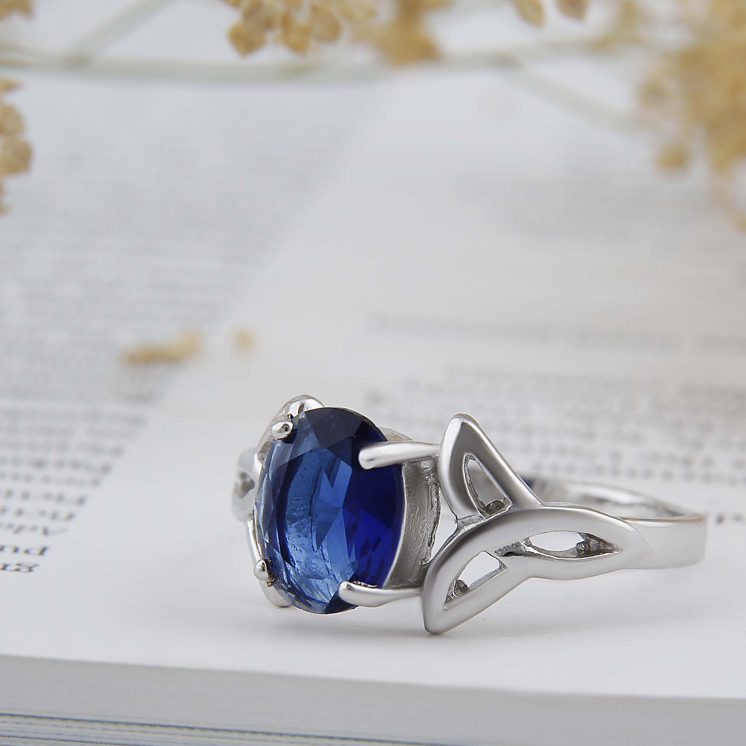 انگشتر نقره زنانه بازرگانی میلادی مدل سنگ کوارتز نگین برلیان بدون ریزش آبکاری رادیوم کد AWR_1573 انگشتر نقره زنانه بازرگانی میلادی مدل سنگ کوارتز نگین برلیان بدون ریزش آبکاری رادیوم کد AWR_1573