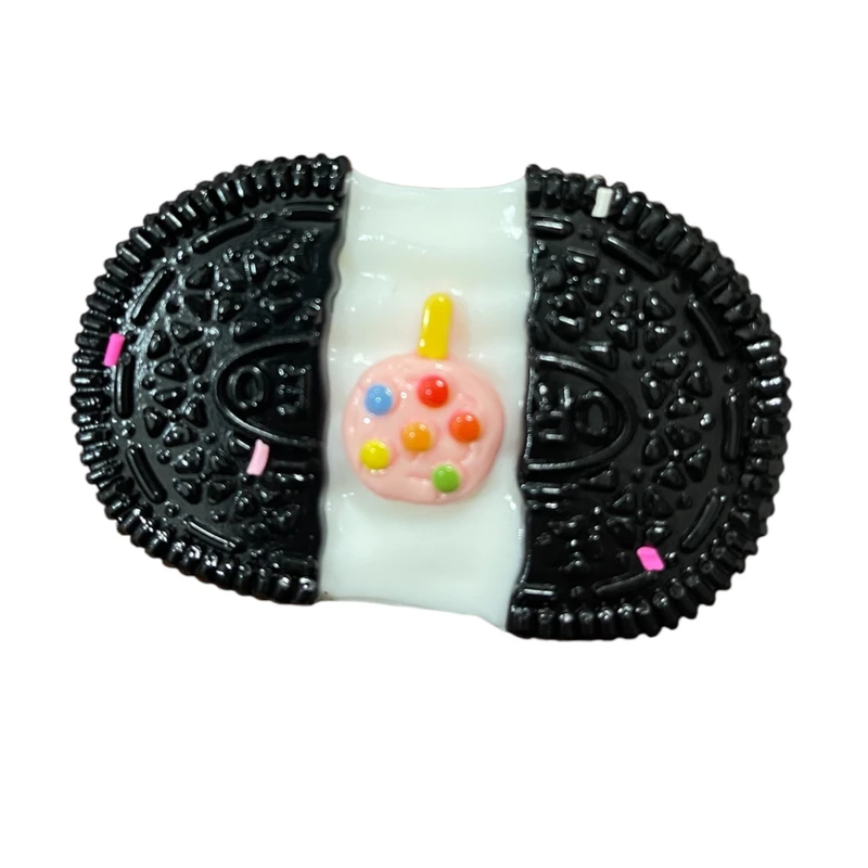 فیجت ضد استرس مدل بیسکویت اورئو طرح نصف شده