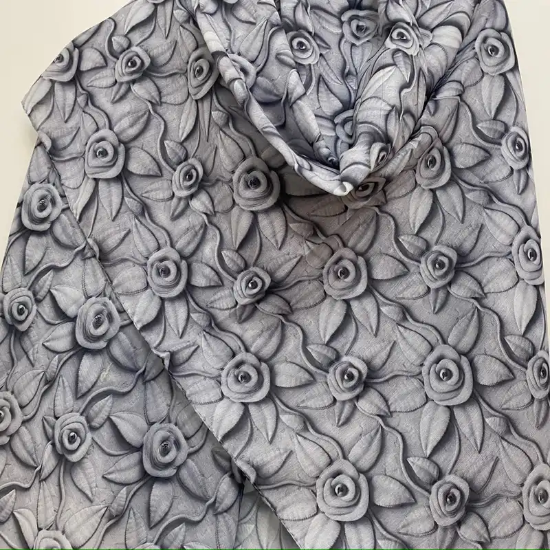 روسری زنانه مدل نخ اسپان منگوله دار کد 1634